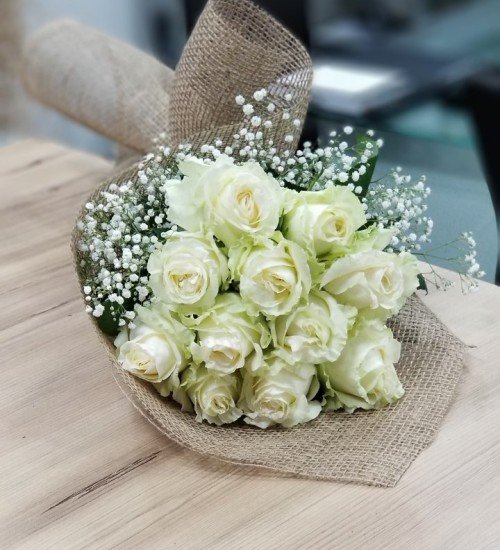 11'li Beyaz Gül Buketi